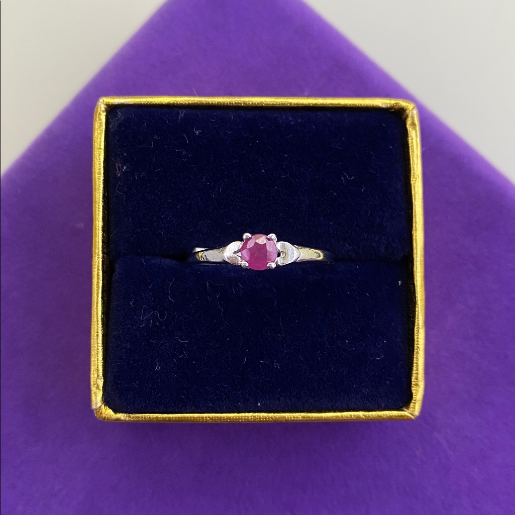 10k White Gold Ruby Ring New